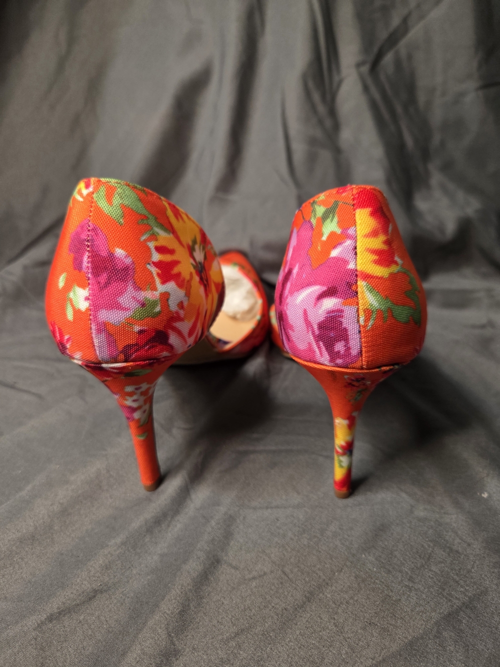 Liliana Orange Floral Pointed-Toe Pumps - Picture 4 of 6